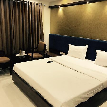 Hotel Comfort Bharuch Εξωτερικό φωτογραφία